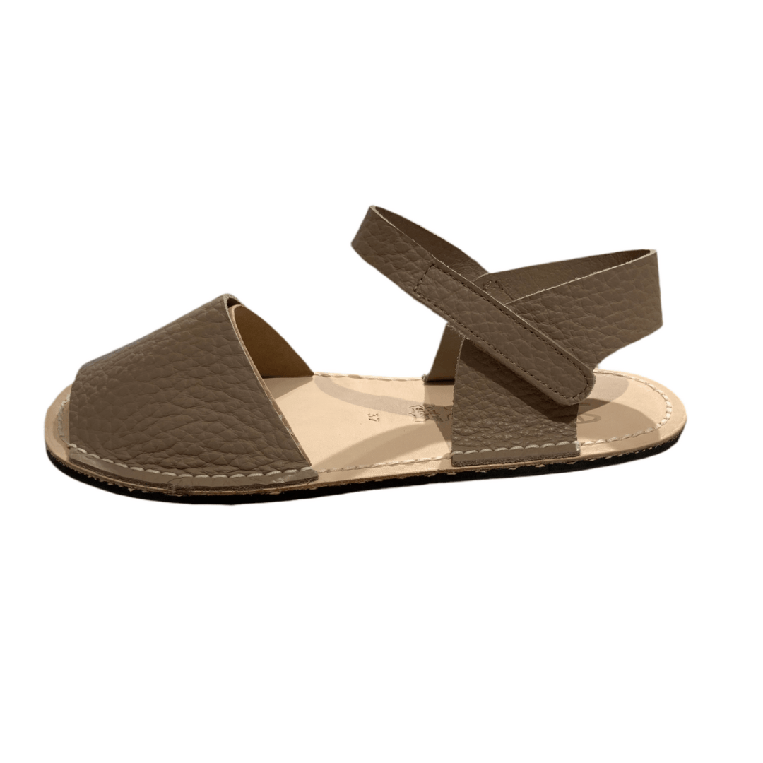 SANDALIA BAREFOOT RIA MENORQUINA ADULTO NIRVANA S2 SANTORINI MARRÓN - GARÓS