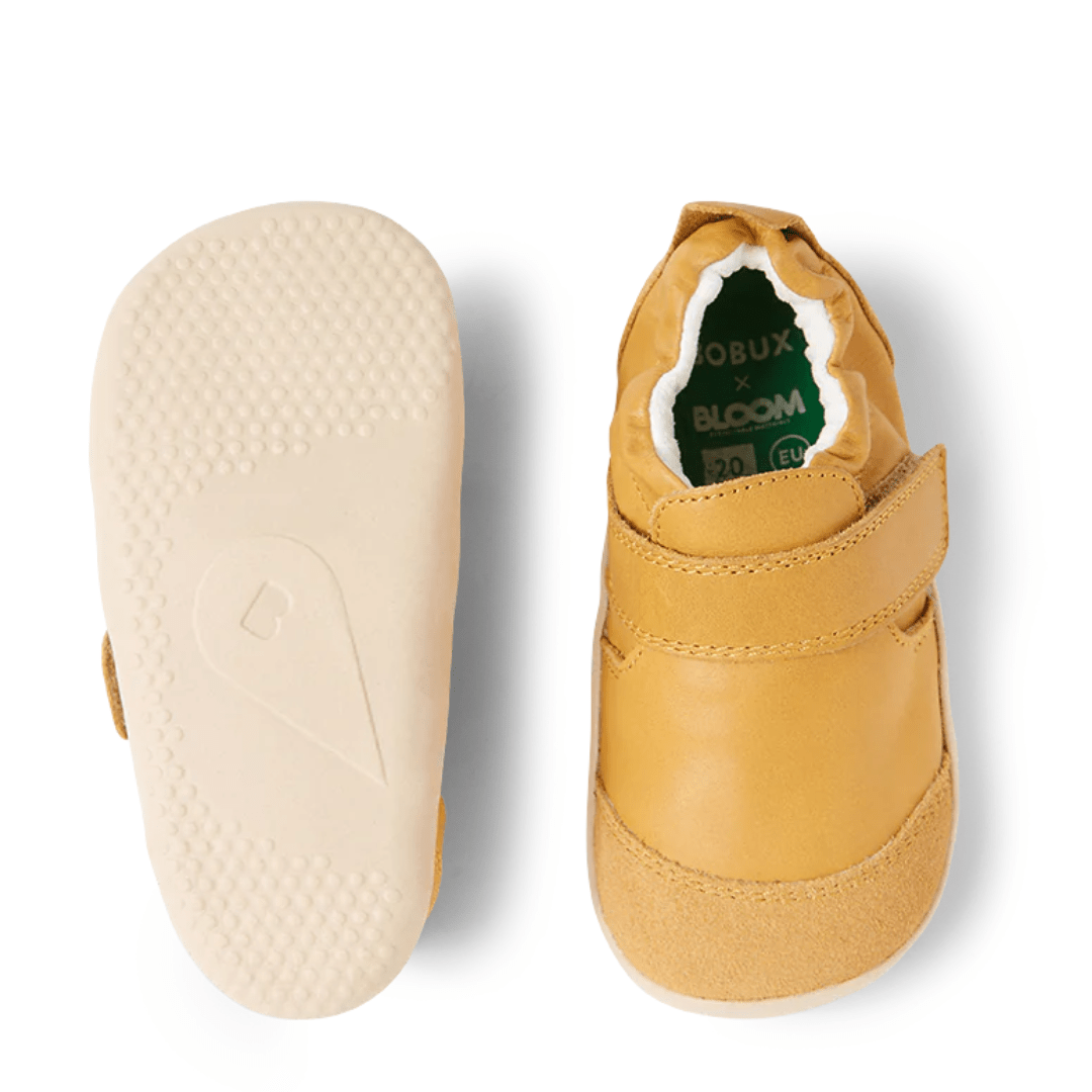 ZAPATILLA PRIMEROS PASOS RESPETUOSA BOBUX XPLORER MARVEL PIEL MOSTAZA - GARÓS