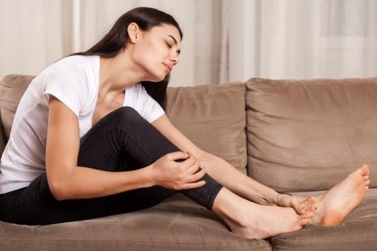 ¿Por qué te duelen los pies al final del día aunque no hayas caminado mucho? - GARÓS