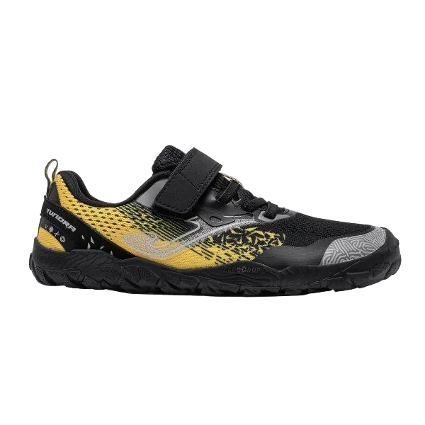 DEPORTIVA BAREFOOT JUNIOR  VELCRO Y ELÁSTICO TUNDRA 2601 NEGRO - JOMA