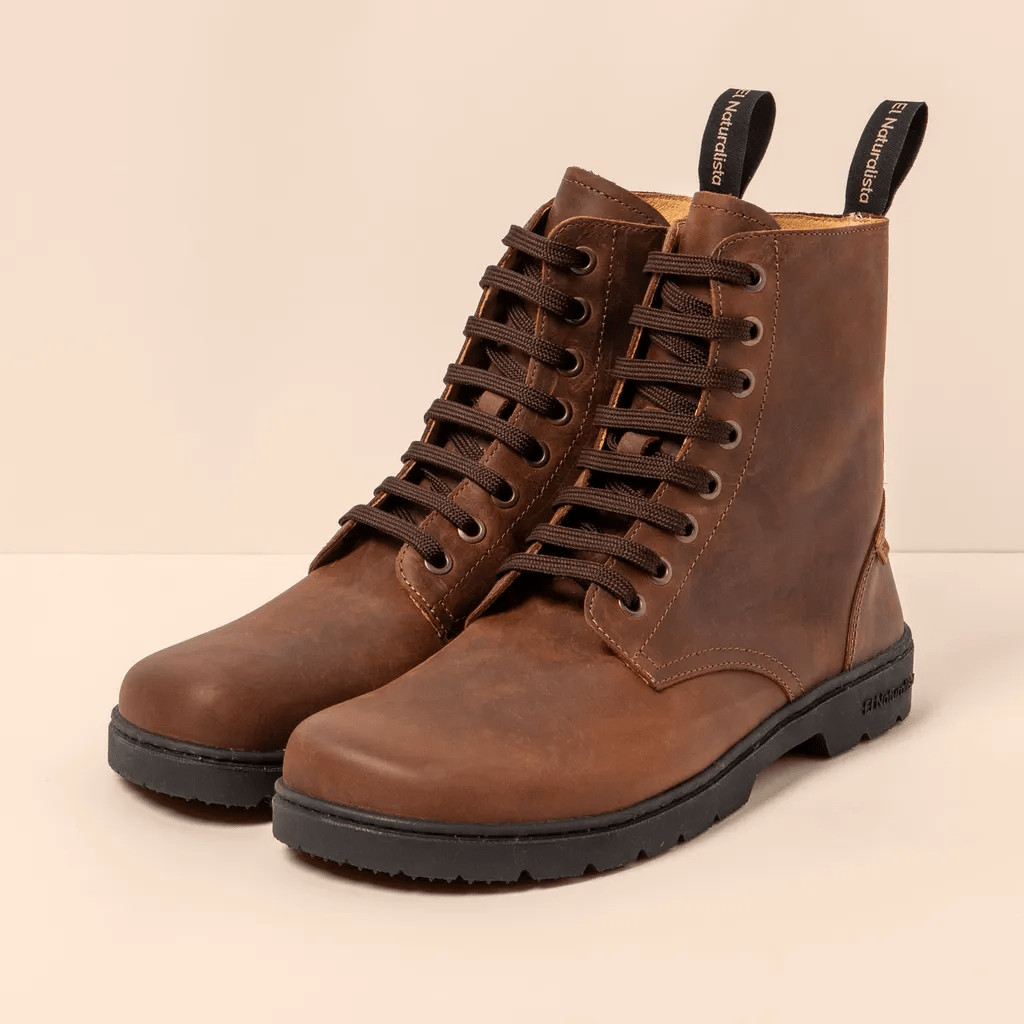 BOTA CON CORDONES BAREFOOT ADULTO N5264 ARIZONA MARRÓN NOMADA - EL NATURALISTA - GARÓS