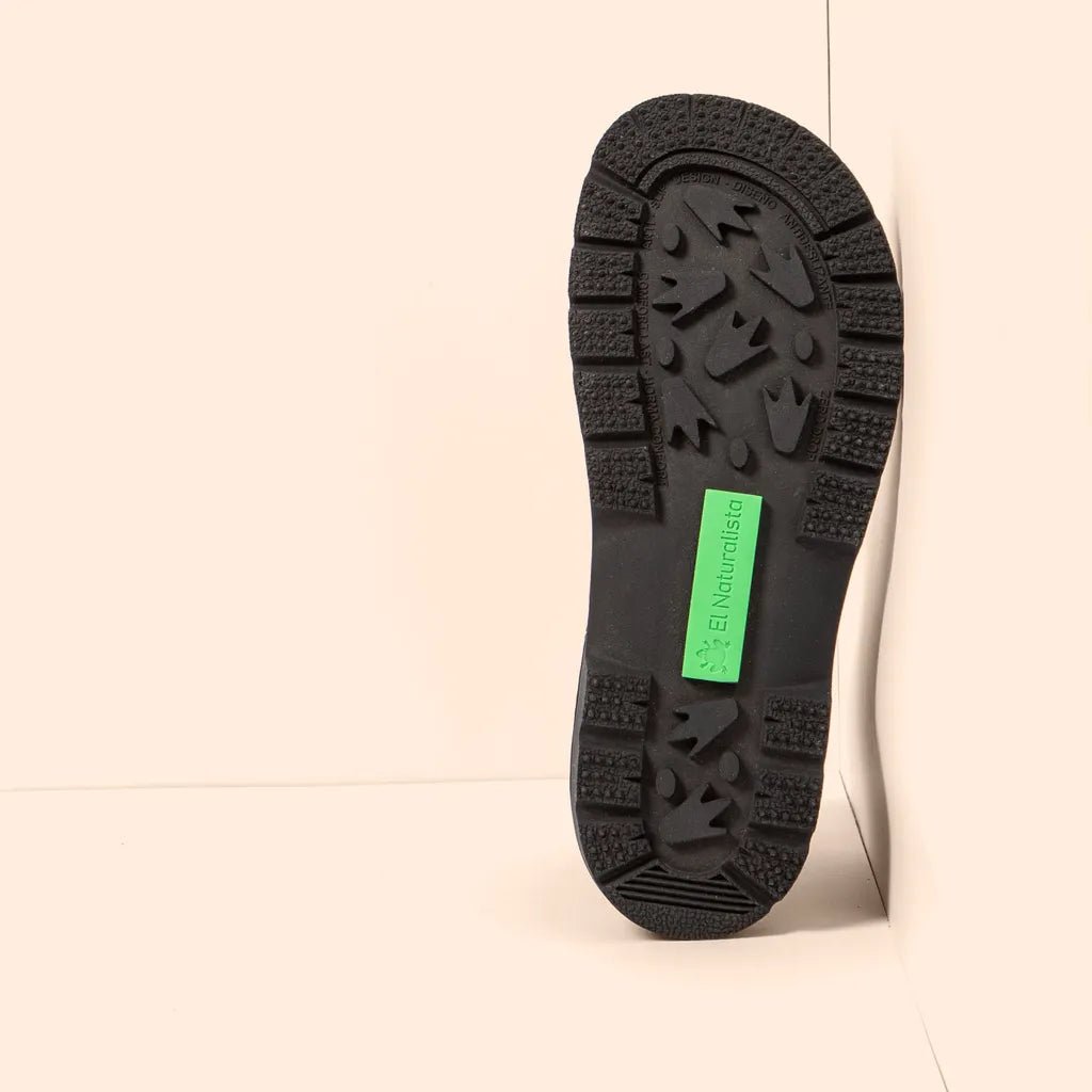 BOTÍN BAREFOOT ADULTO CON ELÁSTICO N5262 ARIZONA NEGRO NOMADA - EL NATURALISTA - GARÓS