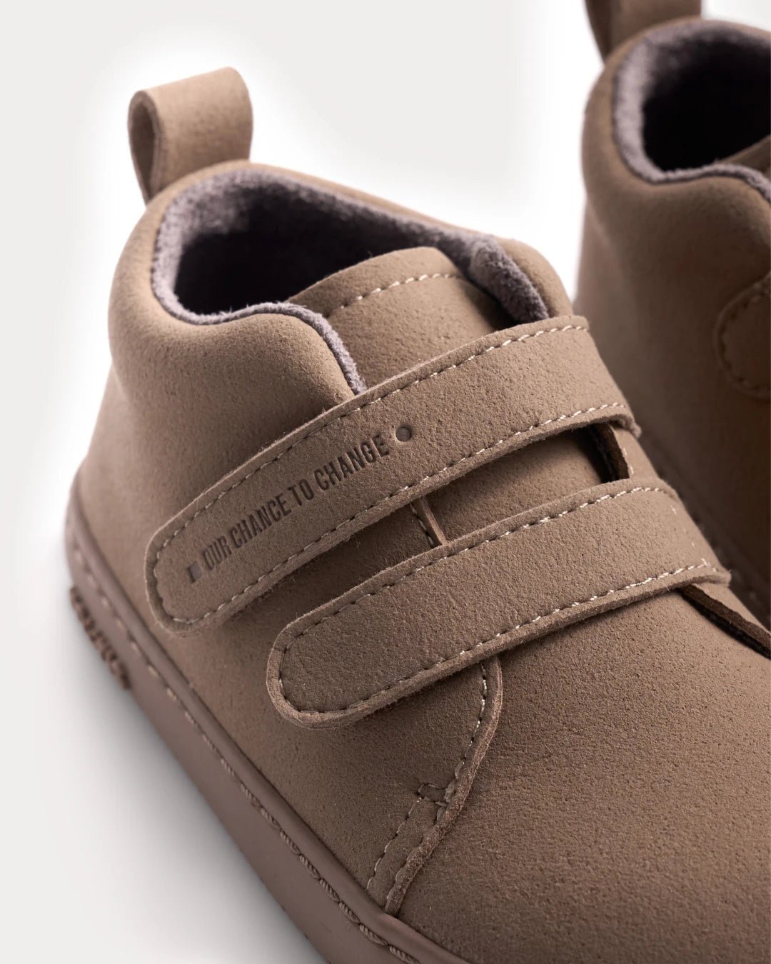 BOTÍN BAREFOOT OSLO MINI MURIS MARRON - GARÓS