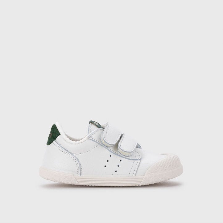 DEPORTIVA BAREFOOT MEDIUM TENNIS PIEL BLANCA Y VERDE MUSGO - IGOR - GARÓS