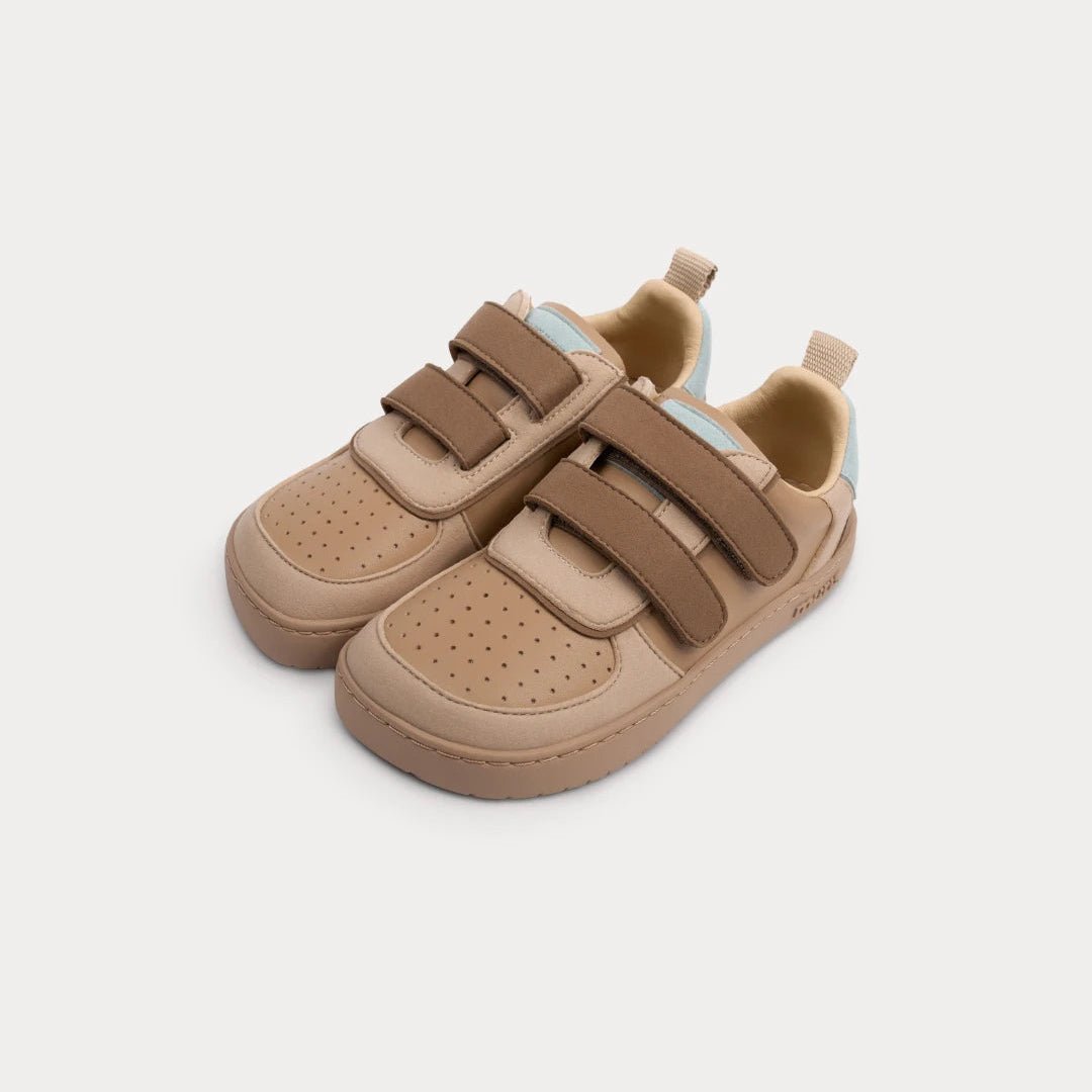 DEPORTIVA BAREFOOT PETRA JUNIOR MARRÓN - MURIS - GARÓS