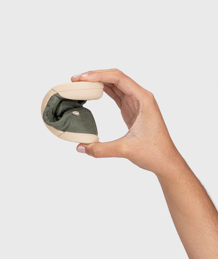 DEPORTIVA INFANTIL BAREFOOT MEDIUM LONA VELCRO VERDE KAKI - IGOR - GARÓS