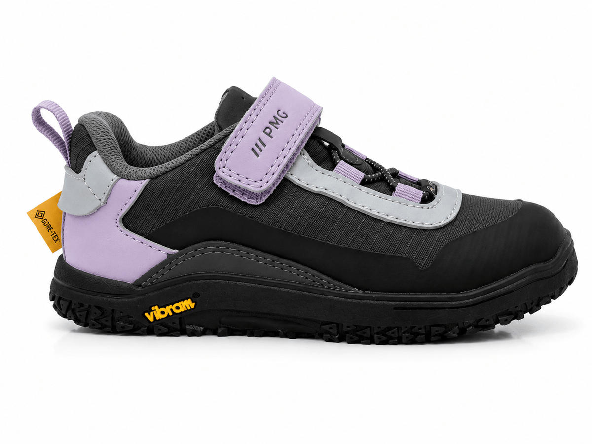 DEPORTIVA RESPETUOSA MONTAÑA GORE TEX CON SUELA VIBRAM GTX LILA Y NEGRO - PRIMIGI - GARÓS