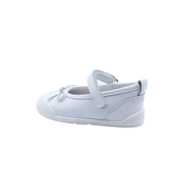 MERCEDITA BAREFOOT BLANDITOS BY CRIO’S ATHENEA BLANCO - GARÓS