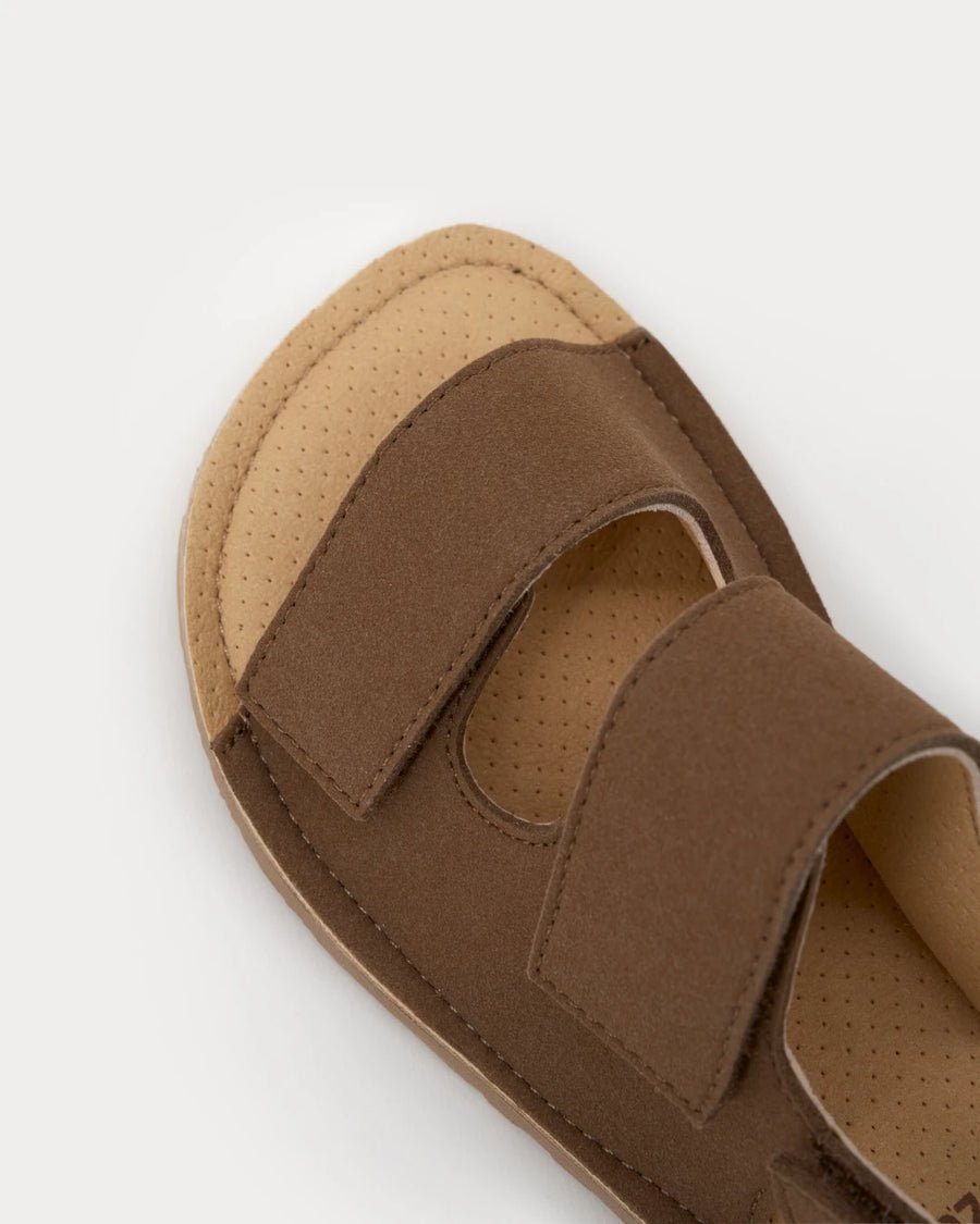 SANDALIA BAREFOOT RIO JUNIOR MURIS MARRÓN - GARÓS