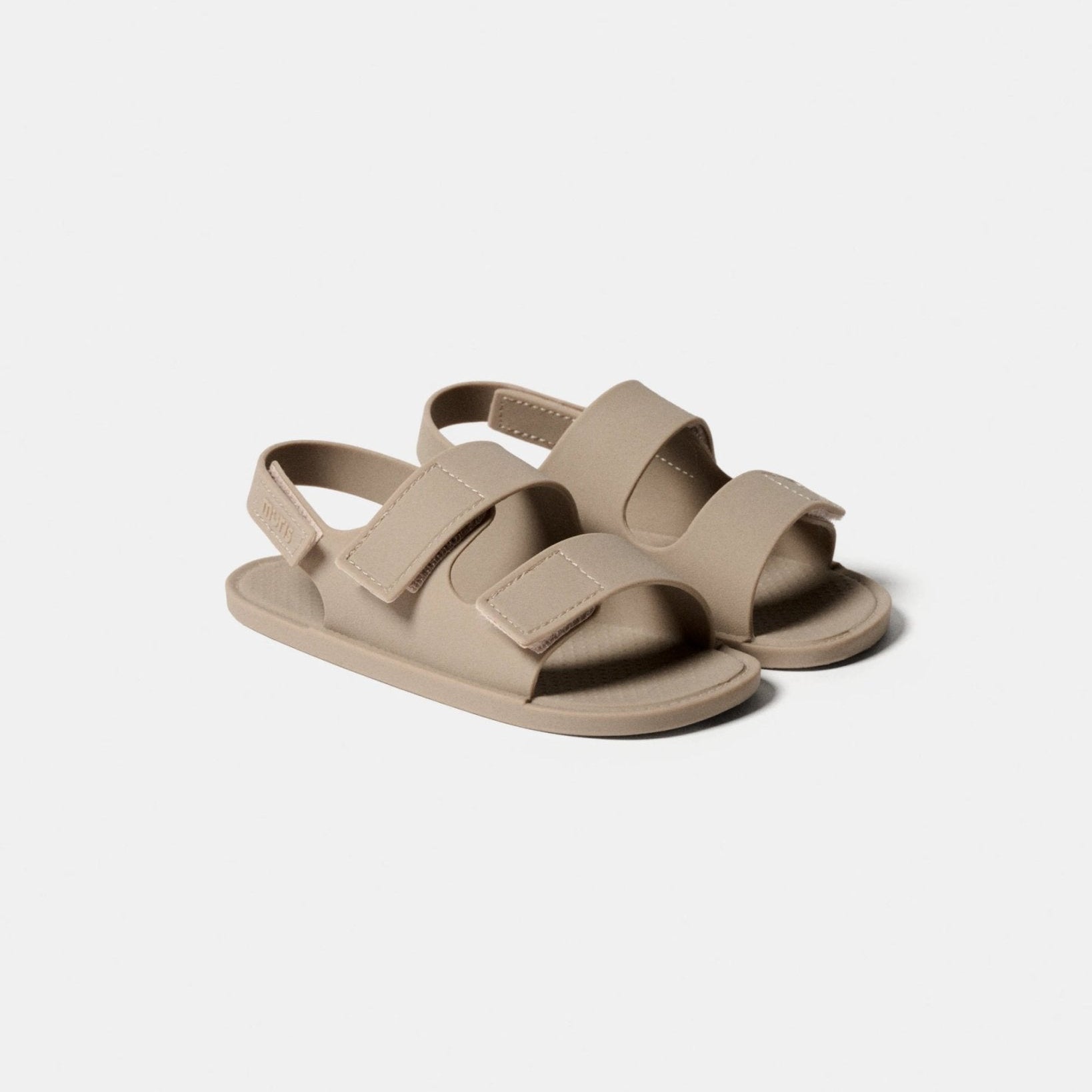SANDALIA BAREFOOT WATERPROOF ARUBA JUNIOR TAUPE GRIS - MURIS - GARÓS
