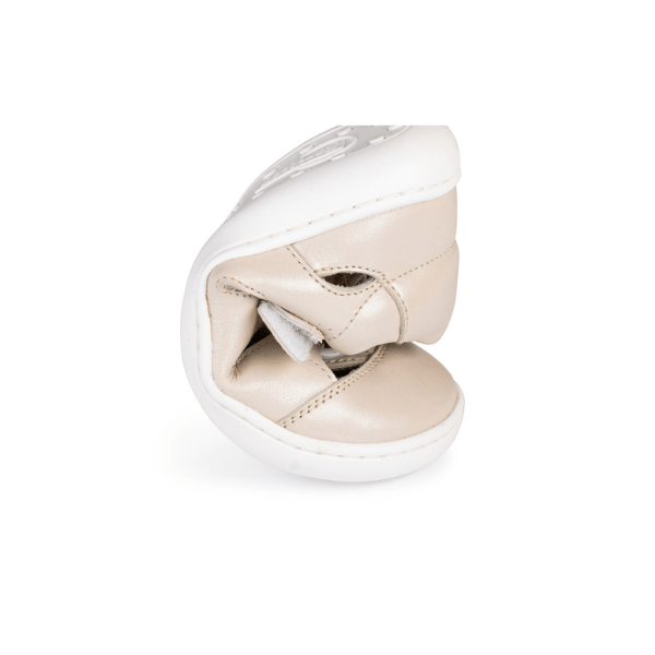 SANDALIA CERRADA BAREFOOT BEIGE - CHETTO - GARÓS