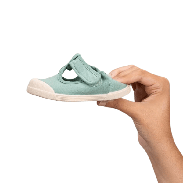 ZAPATILLA INFANTIL DE LONA RESPETUOSA PEPITO IGOR VERDE MATCHA - GARÓS