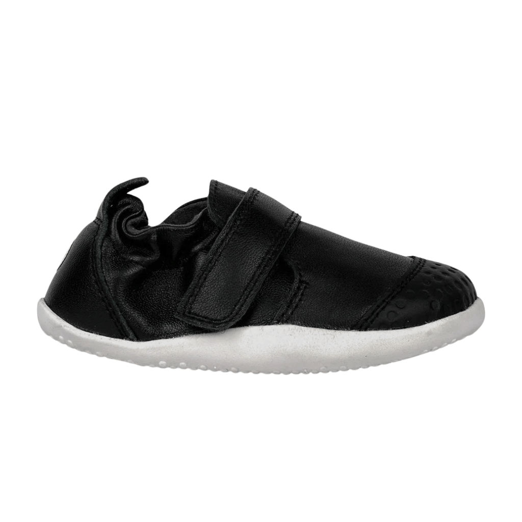 ZAPATILLA PRIMEROS PASOS RESPETUOSA BOBUX XPLORER GO PIEL NEGRO - GARÓS