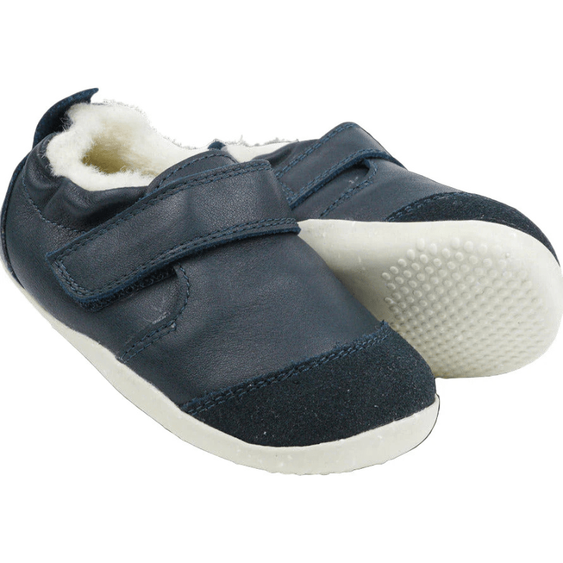 ZAPATILLA PRIMEROS PASOS RESPETUOSA XPLORER MARVEL ARTIC PIEL FORRADA AZUL MARINO - BOBUX - GARÓS